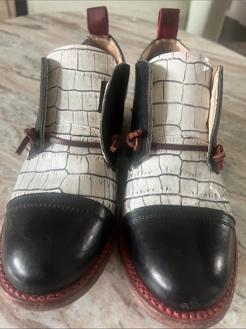 Freebird Mabel Black/White Croc Leather Oxford Size 8 - Picture 2 of 7